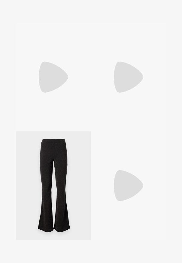 Gina Tricot BALLERINA  - Hosszú ujjú felső - black; Fekete, csillogó anyagból készült harangszárú nadrág. Széles derékpántja van, sima tapintással, a térdtól a szegélyig bővül.; Fekete magassarkú szandálok több keresztben átkötött pánttal. Simább anyag, hegyes orr és keskeny sarok. Állítható bokapánt kapcsos rögzítéssel.; Fekete, szögletes napszemüveg szürke lencsékkel; műanyagból készült, vastag karokkal, sima felülettel és látható hardver nélkül.; Ezüst fémes anyagú tasak táska, puha, lekerekített formával és csomós záródással a tetején. Simító műbőrből készült.; Zöld ujjatlan felső csipke részletekkel a vállnál és a nyaknál, testhez simuló fazonnal és puha anyaggal. Világos színű nadrággal párosítva.