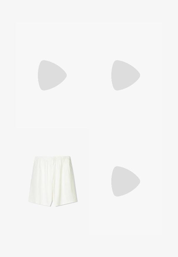 Punainen verkkokangasta urheilut-paita, jossa on lyhyet hihat, pyöreä pääntie ja musta "HYROX" -teksti etuosassa. Kevyt, hengittävä kangas, jossa on tekstuuripinta.; Vaaleanbeigeet shortsit, joissa on joustava vyötärö, kaksi sivutaskua ja suora lahje. Valmistettu pehmeästä ja hengittävästä kankaasta.; Musta juoksukenkä, jossa on yhdistelmä verkko- ja synteettisiä materiaaleja, paksu pohja, kaareva muotoilu ja näkyvä brändäys sivussa.; Mustat muoviset aurinkolasit suorakulmaisilla kehyksillä ja vaaleanpunaisilla sävytetyillä laseilla. Sivussa on logo-aksentti.