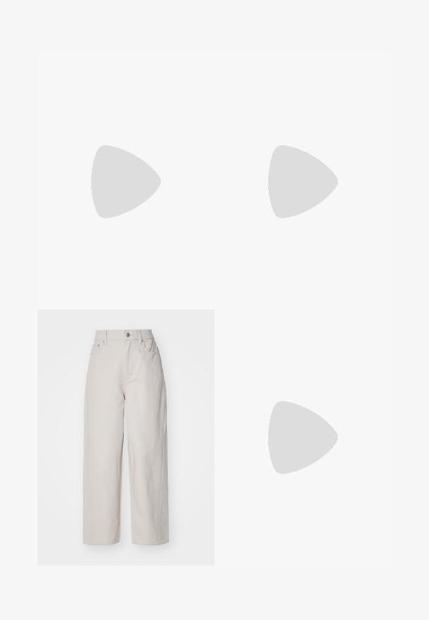 Rudi medvilnės marškinėliai su trumpomis rankovėmis, su grafiniu atvaizdu palmėmis ir bangomis geltonos ir baltos spalvų. Ant jų užrašyta "Roxy Surfing Horizons."; Bežinės plačios kojos medvilnės kelnės su aukštu liemeniu, sagčių ir užtrauktuko uždarymu bei keturiomis kišenėmis; lygi tekstūra su džinsinio audinio apdaila.; Balti drobės žemi sportbačiai su guminiais padais, apvaliu priekiniu tipu, su raišteliais užsegimu ir šoniniu oda juostele.; Auksinės metalinės rėmo akinių nuo saulės su tamsiais objektyvais, katės akies formos, ir juodomis šventyklų rankenėlėmis, kurių vienoje pusėje yra vaivorykštinis akcentas.; Sidabriniai auskarai žiedai su sukto dizaino, turintys poliruotą apdailą ir fiksavimo smeigtuką. Skersmuo maždaug 3 cm.