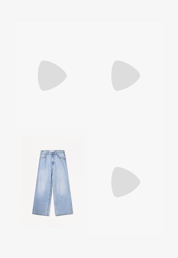 Black long-sleeve shirt made of sheer mesh fabric, featuring a round neckline and a slightly loose fit, with stitched seams and a straight hem.; Bershka WIDE-LEG - Wide Leg - light-blue denim; Kazar BLUEBELL - High heels - black; Black leather handbag with silver circular studs, rectangular shape, short handle, and adjustable strap. Brand logo displayed on the side.