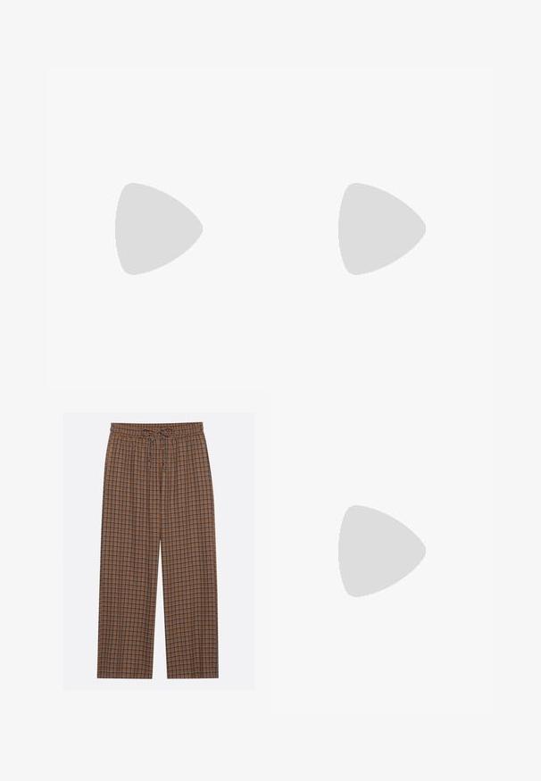 Débardeur blanc à côtes avec un design en V, affichant le mot "DICKIES" en lettres noires en gras sur la poitrine. Sans manches.; Pantalon à carreaux marron avec taille élastique et cordon de serrage. Le motif présente des carrés bleus et marron foncé, en tissu léger, avec une coupe ample.; Pantalons larges à carreaux bruns avec des lignes bleues, associés à des baskets grises avec des accents rouges et un design en maille. Fond de sol texturé vert.; Sac à épaule en cuir marron avec une forme courbée, présentant un détail de boucle proéminent, des coutures contrastantes et une seule bandoulière.