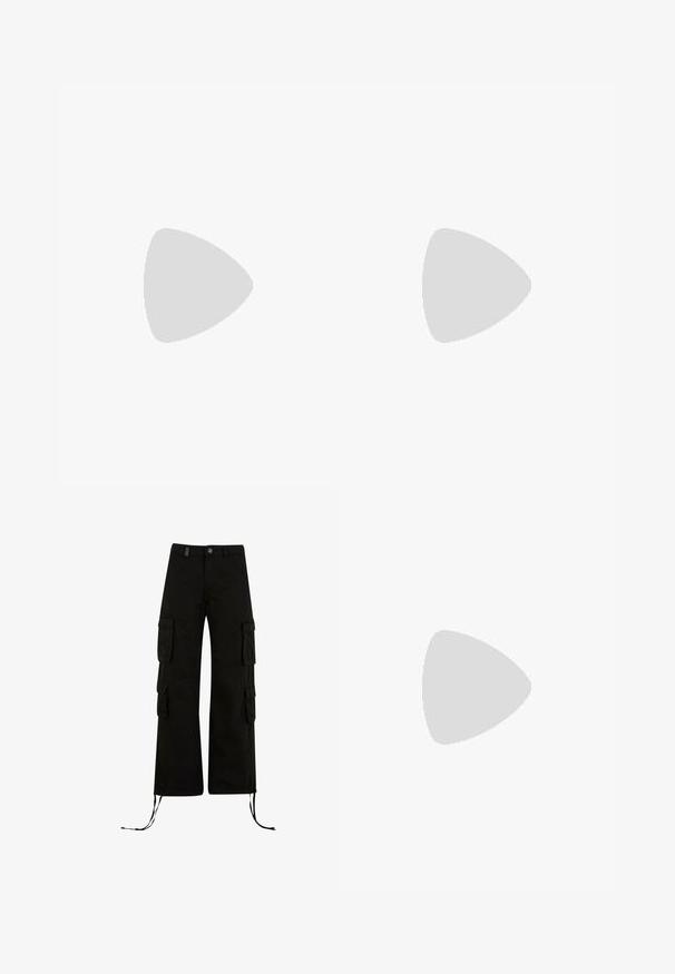 Envii WILMA - Top - green; Pantalones cargo negros con un corte relajado, que presentan bolsillos cargo en los laterales, dobladillos con cordón y un cierre de botón en la cintura.; Zapato ultra ligero en blanco y negro con parte superior de ante, suela plana, correas elásticas y un pequeño logo en la puntera.; Gafas de sol rectangulares con lentes en degradado púrpura, delgadas montura de metal dorado y puntas de patilla negras. Presentan un diseño minimalista con detalles de acento.; Bolso de mano rojo con textura de cocodrilo, con un logo plateado, cierre de cremallera y correa para la muñeca desmontable. Acabado suave y forma estructurada.