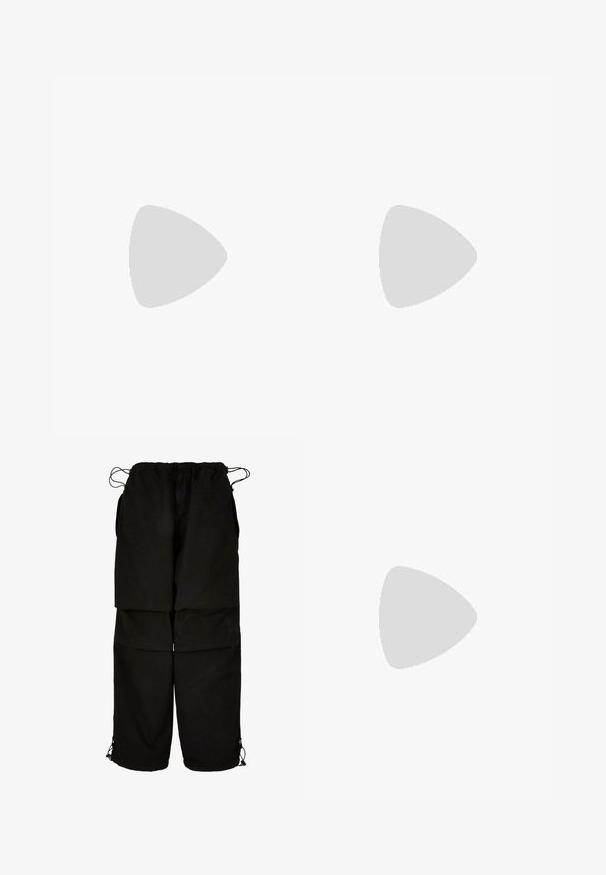 Fekete-fehér átmenetes fürdőruha magas gallérral és elülső cipzárral. Jellemzője a mellkasra helyezett logó és a testhez simuló szabás, amely áramvonalas formát biztosít.; Fekete nadrág könnyű anyagból, állítható derékpánttal és zsinóros szegéllyel. Lazán, oversized szabású, több zsebbel tervezve.; Nike sportcipő fehér és fekete színben. Streamlined designnal, lélegző hálós anyaggal és kontrasztos perforált panelek jellemzi. Látható légpárna a talpban.; Fekete téglalap alakú napszemüveg sötétzöld lencsékkel, oldalon fényes arany logóval. Sima műanyag keret merész dizájnnal.