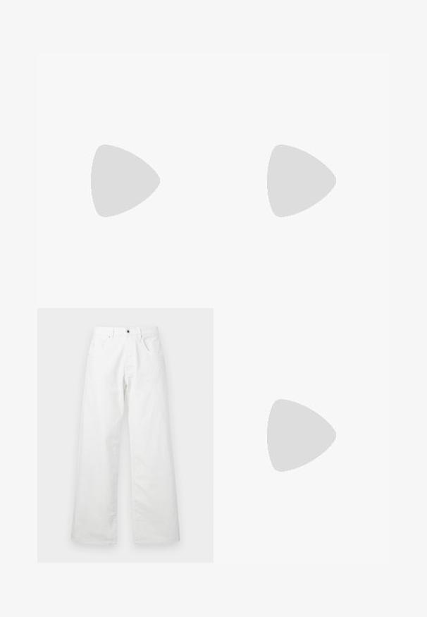 Lühikeste varrukatega, ümmarguse kaelusega T-särk heleses puuvillas. Omab siledat tekstuuri, standardset istuvust ja lihtsat disaini, ilma mustrite ja kaunistusteta.; Valged denim püksid sirge lõikega, millel on kaks eesmist taskut ja nööpkinne. Sile tekstuur, millel on veidi kulunud välimus.; Mustad mustad nahast loafers sileda tekstuuriga, ümarat ninaosa ja dekoratiivne riba vampi üle. Madal kihiline konts, minimalistlik disain.; Mustad mustakorruselised prillid tumedate läätsedega, paks plastikraam, kuldsed aksendid templites ning kaubamärgi logo graveeritud käe lilla.