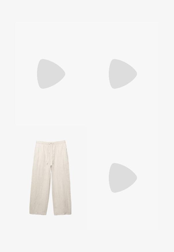 Zelený pletený polokošeľový tričko s krátkymi rukávmi, textúrovaný vzor, zipsový golier a biele a tmavomodré pruhy na výstrihu a rukávoch.; Ľanové nohavice v svetlej béžovej farbe, s elastickým pásom na šnúrku, širokým strihom a bočnými vreckami. Hladká textúra.; Čierne kožené mokasíny s strapcami, žltým prešitím pozdĺž podrážky a hrubou, vrúbkovanou gumovou podrážkou.; Slnečné okuliare s zlatým kovovým rámom a zelenými šošovkami, okrúhly tvar, tenké nožičky a biele plastové akcenty na koncoch ramien.