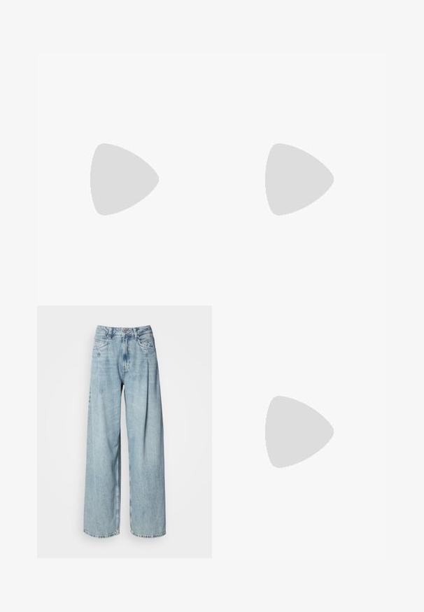 Hvit mesh tank topp med pustende, teksturert design, rund halslinning og brede skulderstropper. Ingen synlig merkevare.; Lyse blå høyt liv brede ben jeans med frontlommer, knappelukking og beltehemper mot en enkel hvit bakgrunn.; Sko med spiss tå og slingback i off-white skinn, med lav hæl og utskårent design, med en glatt tekstur og minimale detaljer.; Svart lær crossover-veske med avrundet form, to justerbare stropper og en subtil logo på forsiden. Teksturert overflate, minimalistisk design.