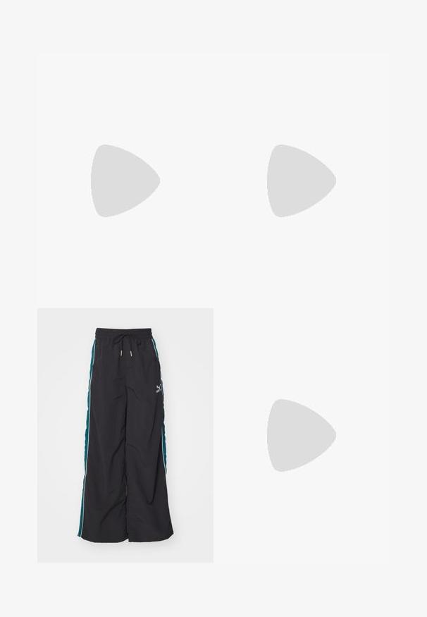 Lys grå langærmet top med ribbet tekstur, cropped design, rund udskæring og bølget kant. Har sømdetaljer ned langs forsiden.; Sorte bukser med bred benvidde, som har en snøre i taljen, teal-farvede sidelægger og hvide accentstriber. Fremstillet af et glat og let materiale.; Sorte læderstøvler med gule sting, der har en kraftig gummisål og metaløjer, båret på en lyserød, industriel rørstruktur.; Solbriller med en slank, sølvfarvet plastisk ramme, mørkt tonede linser og buet form. Har markante accenter og et let design.