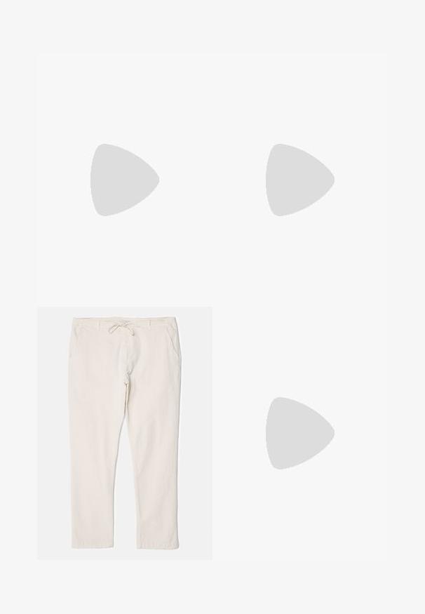 Lys blå langermet skjorte med ribbet tekstur og rund halsringning. Har tettsittende mansjetter og en enkel merkelapp på kragen.; Lysebeige bukser med struktureret overflade, elastisk talje og justerbar snor i livet, med to sidelommer til opbevaring.; Hvit sneakers med semsket detaljer, rund tå, flate snøringer og en kremfarget gummisåle. Har grønn merking på hælen.; Gucci-solbriller med firkantede, skilpadde-skal plastikkrammer og brune linser. Har subtil merking på stengene.