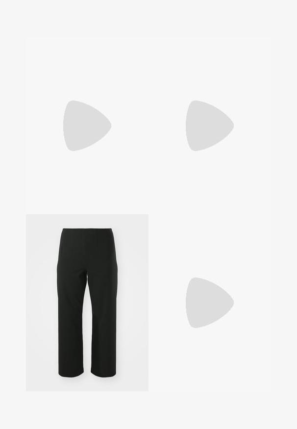 T-shirt en coton blanc à manches courtes avec un col rond, coupe décontractée et poignets roulés. Texture lisse et design minimaliste.; Vero Moda Curve VMCAUGUSTA PANT - Pantalon classique - black; Bottines en cuir noir avec surface texturée, bout arrondi, lacets, coutures jaunes et une épaisse semelle noire crantée.; Sac à main noir avec motif crocodile, texture lisse, forme arrondie et deux poignées fines. Accent logo en or près de la base.; Boucles d'oreilles en argent, forme ronde, surface en métal lisse, sans embellissements visibles, design léger, épaisseur uniforme.