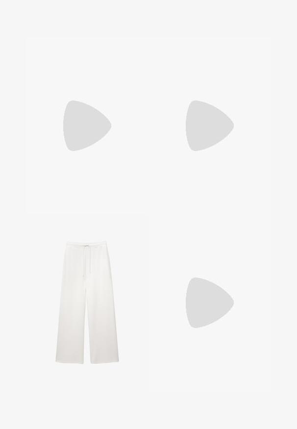 Haut à manches longues côtelé en blanc cassé. Présente un col rond et une coupe ajustée. Texture douce avec des coutures minimalistes. L'étiquette indique la taille 'S'.; Pantalons larges blancs amples avec taille élastique et cordon de serrage, conçus pour un look décontracté.; Chaussure slip-on en daim marron avec un bord en rouge et crème à motifs, semelle texturée et logo UGG sur le côté. Présente une légère hauteur de plateforme.; Lunettes de soleil rondes teinte brun avec une monture bordeaux brillante. Branches fines avec un détail de marque subtil. Design de verres plats.; Sac à main en cuir tissé marron avec une forme triangulaire et souple. Il possède une poignée tressée et une fermeture éclair sur le dessus.