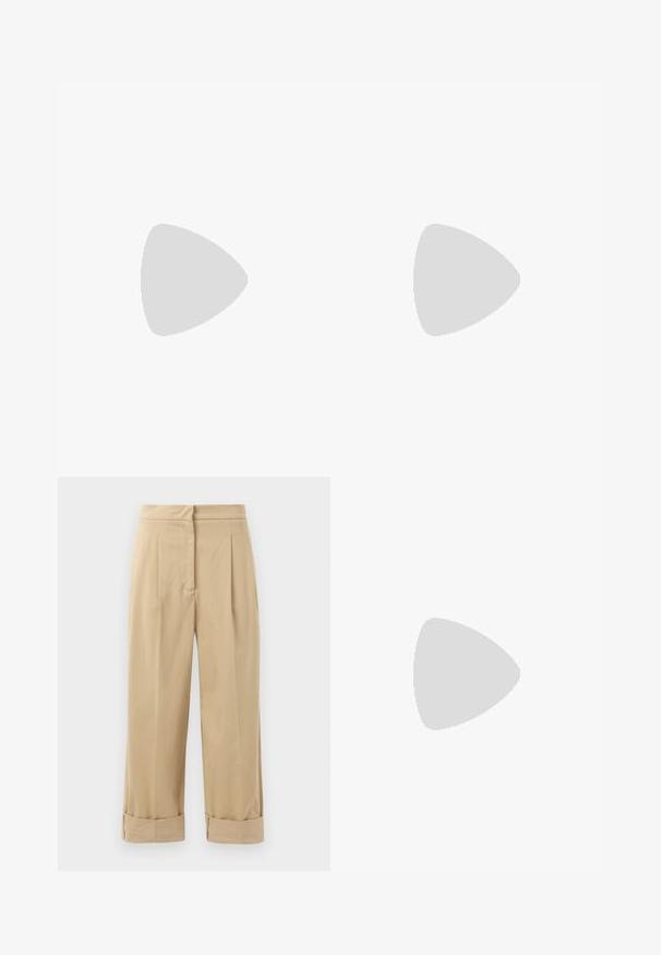 Top sportiv scurt negru, fabricat dintr-un material elastic. Are un design cu legare la spate, decolteu rotund și un logo discret pe margine.; Pantaloni beigi cu picioare largi, cu două plii frontale, cu mansete rulate și o textură netedă. Fabricat dintr-un material ușor, oferind o potrivire lejeră.; Pantofii cu toc înalt din piele neagră, cu vârf ascuțit și toc rotund, mimos. Textură netedă, cu un design elegant și minimalist.; Geantă de piele maro cu închidere tip capac, accesorii de culoare aurie, curea de umăr și o textură netedă. Formă compactă și rectangulară.