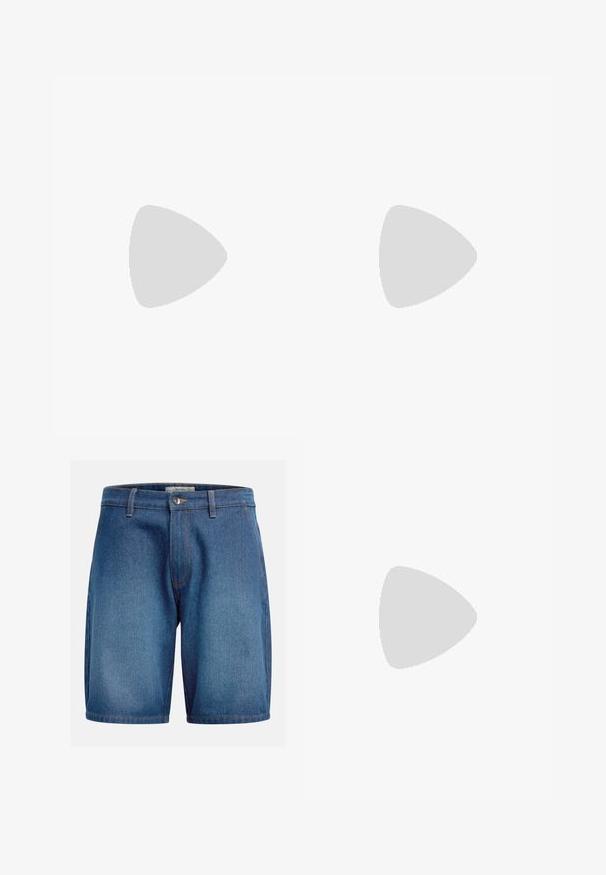 Blau-weiß gestreiftes T-Shirt mit kurzen Ärmeln, Rundhalsausschnitt und lockerer Passform, aus weichem, leichtem Stoff gefertigt.; Jeansshorts mit einer dunkelblauen Waschung, klassischem Fünf-Taschen-Design, Reißverschluss mit Knopfverschluss und kontrastierenden Nähten.; Braune Clogs mit einer glatten, matten Oberfläche. Besitzt eine auffällige bronzefarbene Schnalle an der Seite. Korkfußbett und Gummisohle für Komfort.; Marineblaue Seidenschal mit weißen Blumen- und Punktmustern, zu einer Schleife gebunden mit zwei langen Enden für vielseitige Stylingmöglichkeiten.