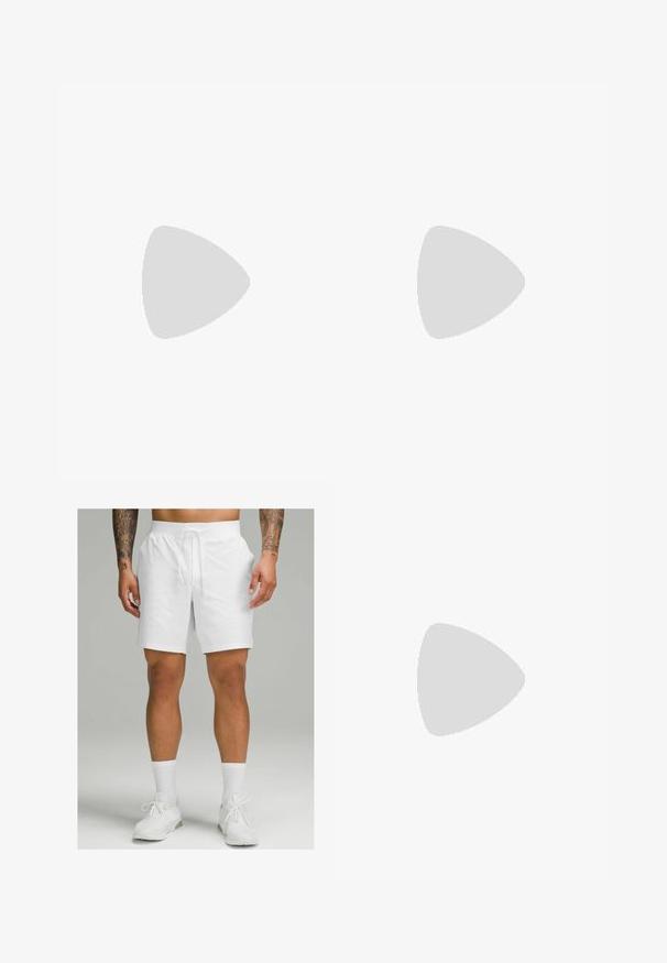 Šviesiai žalia, juoda ir balta sportinė marškinė su trumpomis rankovėmis, su tekstūriniu, abstrakčiu raštu ir logotipu priekyje.; lululemon ZEROED IN LINERLESS 18CM - Sportiniai šortai - white; Sportiniai batai pilkos ir baltos spalvos, pagaminti iš sintetinės medžiagos, su srauniu dizainu, tekstūruota danga ir ryškiu raištelių sistemu.; Juodi sportiniai saulės akiniai su pilkais objektyvais, lenkta rėmo konstrukcija ir logotipu ant šono. Pagaminti iš lengvos plastikinės medžiagos.
