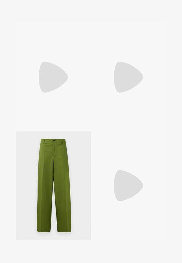 White ribbed tank top with rounded neckline and wide straps. Features a subtle logo detail on the hem. Soft fabric with a fitted shape.; Green wide-leg trousers made of smooth fabric. Features a single front button closure and a flat front design.; CLOSED Ballet pumps - ecru; Nanushka JEN - Handbag - ice blue