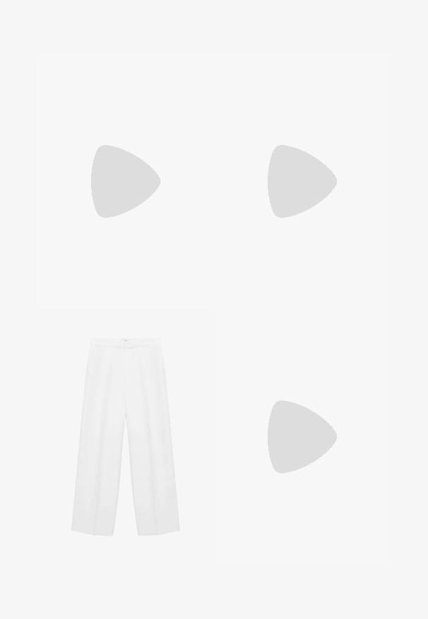 Weißes trägerloses Oberteil aus glattem, elastischem Stoff. Mit einem taillierten Oberteil, einer Naht unter der Brust und geradem Saum. Minimalistisches Design.; Weite weiße Hosen mit glatter Textur, ausgestattet mit einem hohen Bund und zwei Seitentaschen. Einfaches Design ohne sichtbare Muster.; Desa Pantolette hoch - brown; Kapten & Son MILAN - Sonnenbrille - crystal tortoise brown; Braune Lederhandtasche mit einer geschwungenen Silhouette, einem einzigen Tragegurt und goldenen Beschlägen. Verfügt über eine geflochtene Akzentuierung und eine glatte, matte Textur.