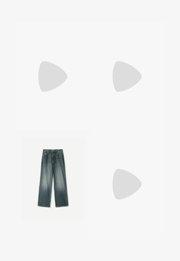 Grøn kortærmet t-shirt lavet af blødt stof. Har en rund halsudskæring og en afslappet pasform med rene kanter. Ingen mønstre eller accenter.; Bredde ben denim jeans i falmet blå vask, med fem lommer, knaplukning og subtile slidser foran.; Beige højhælede sandaler med firkantet tå og tynde ankelremme. Glat materiale med minimal design, prydet med en slank hæl.; Turkise solbriller med en rektangulær stel, lavet af gennemsigtig plast, med mørke linser og et lille logo på siden.; Lyseblå håndtaske med en struktureret form, glat lædermateriale, to hanke og et trekantet brandlogo på fronten. Lynlås lukning.