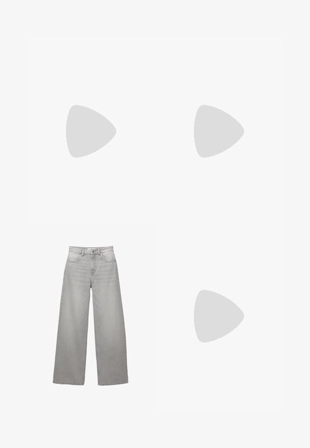 Tricou ribbat de culoare maronie, cu mâneci scurte, având un gât rotund și accente plisate la mâneci. Creat pentru o croială ajustată.; Blugi din denim gri cu picior larg, cu talie înaltă, având cinci buzunare, fermoar și cusături vizibile. Textură moale cu un finisaj decolorat.; adidas Originals JAPAN - Sneakers low - preloved brown/cream white/core black; Geantă de umăr din piele maro cu o textură netedă, design cu vârf deschis și două curele pentru umăr. Prezintă cusături minime și fără componente metalice vizibile.
