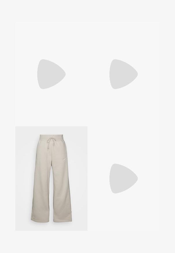 Haut côtelé sans manches de couleur rose clair avec un large col et un corps ajusté. Texture lisse avec des détails de côtes verticales.; Pantalons de jogging larges beiges en tissu doux, dotés d'une taille élastiquée avec cordon de serrage et d'un petit logo blanc sur le côté gauche.; Baskets plateformes blanches avec une tige en simili cuir lisse, une forme arrondie, un col rembourré et une semelle en caoutchouc texturé avec des crampons définis.; Sac à main beige en matériau souple, avec un design décontracté, des détails cousus et deux poignées. Idéal pour un usage quotidien.