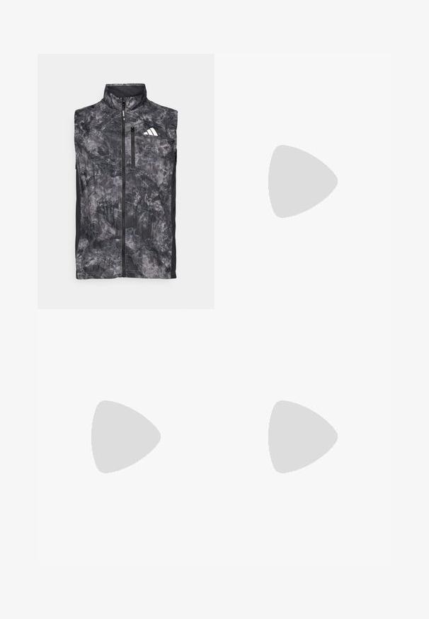 Débardeur de course sans manches noir et gris marbré, avec fermeture éclair à l'avant, poche zippée sur la poitrine et logo blanc sur le haut à gauche de la poitrine.; T-shirt de sport noir en tissu léger, avec des manches courtes et un col rond. Logo Adidas blanc sur le haut à gauche.; Shorts de sport noirs avec une taille élastique, des fentes sur les côtés et des accents de logo réfléchissants. Fabriqués en tissu léger et lisse.; Baskets de course légères en bleu pâle avec des rayures noires. Elles présentent un dessus lisse, un embout rond et une semelle intermédiaire blanche épaisse étiquetée "LIGHTSTRIKE PRO".