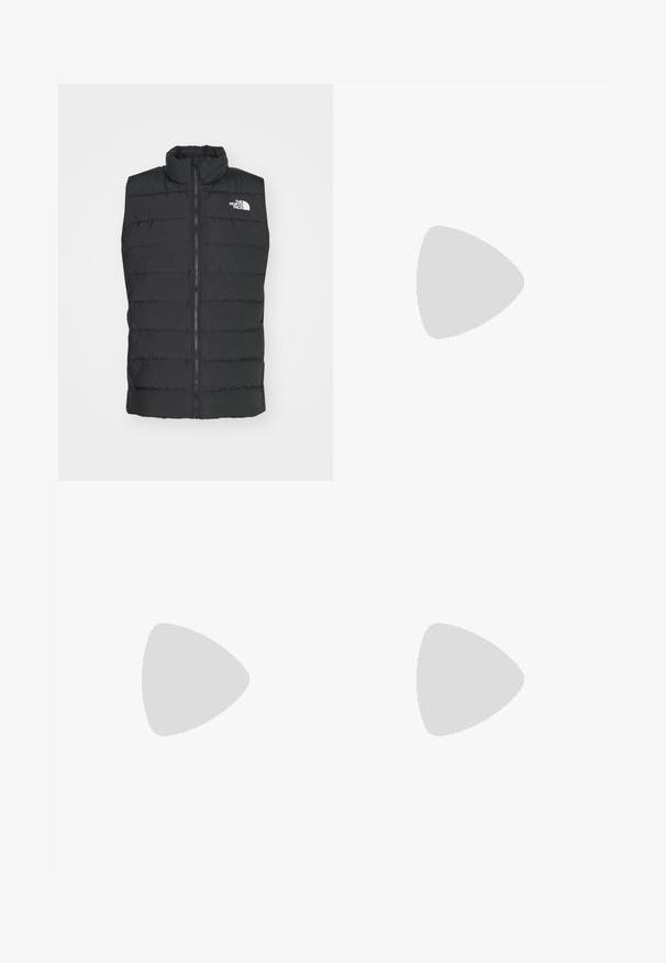 The North Face ACONCAGUA - Brezrokavnik - black; Črna bombažna majica s kratkimi rokavi, okroglim izrezom in majhnim belim logotipom na levem prsnem delu. Preprost dizajn, gladka tekstura in sproščen kroj.; The North Face MOUNTAIN ATHLETICS WIND PANT - Hlače za na prostem - black; The North Face GLENCLYFFE URBAN - Neformalni čevlji z vezalkami - black