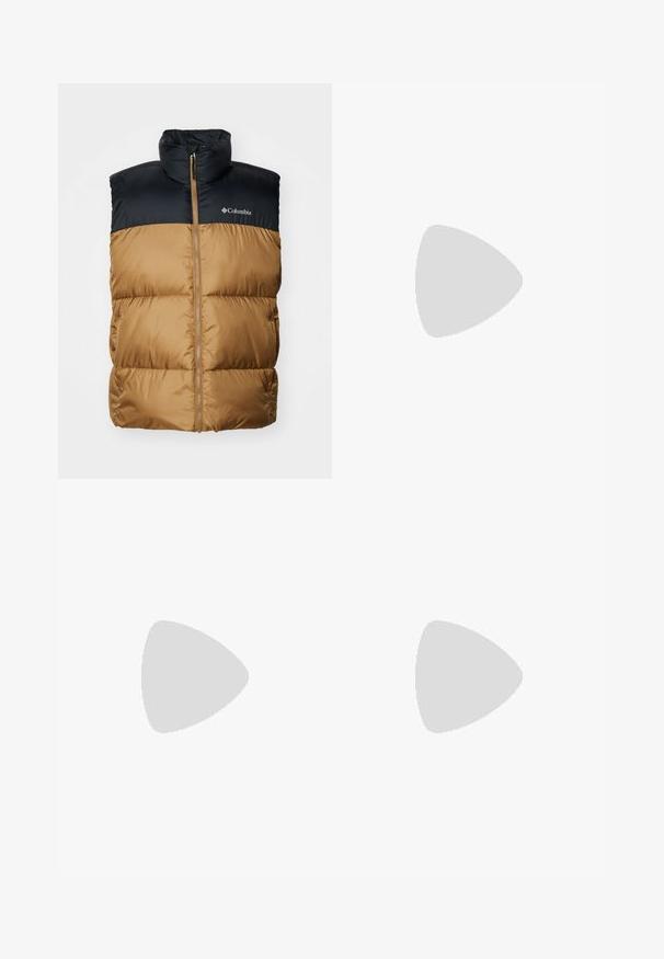Columbia PUFFECT VEST - Strukirani kaput - delta/black; Crna majica kratkih rukava od glatkog materijala s okruglim izrezom, sa tri zelene pruge na ramenima i malim zelenim logotipom na prsima.; Crne hlače s složenim uzorkom raznih oblika, uključujući cvjetne uzorke i pruge u narančastoj, zelenoj i bijeloj boji.; Bijela tenisica s zelenim akcentima. Ima tri zelene pruge, teksturirani vrh čarape i logo sa strane. Gumeni potplat s teksturiranim uzorkom.
