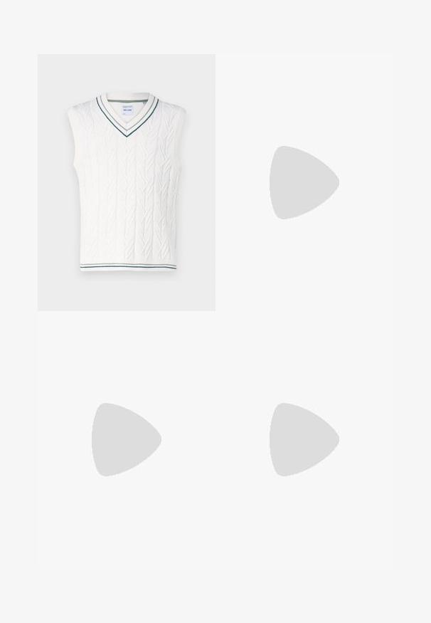 Only & Sons ONSCLAS LIFE VEST - Vest - antique white; Hvid bomulds t-shirt med korte ærmer, rund halsudskæring, afslappet pasform, og ingen synlige logoer eller mønstre. Glat tekstur og minimalistisk design.; Sorte joggingbukser lavet af blødt stof, med en elastisk talje med snøre, ribbede manchetter og et lille logo på venstre lår.; Hvide lædersneakers med perforeringer, rund tå, flad sål og tykke snørebånd, med et synligt swoosh-logo og "AIR" på hælen.