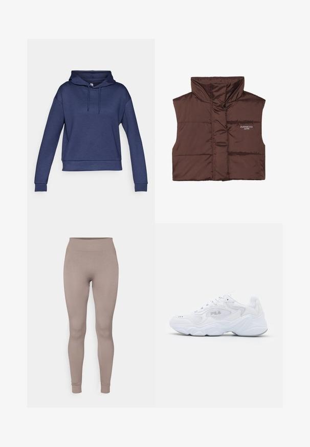 Barna párnázott ujjatlan mellény magas gallérral, elöl cipzárral, a bal oldalon varrt logó részlettel. Simább, fényes textúra.; Sötétkék kapucnis póló hosszú ujjakkal, nyakban zsinórral és bordázott mandzsettával és derékkal. Puha, texturált anyagból készült.; Ráncos leggings puha taupe színben, magas derékkal, karcsú szabással és beszűkült bokákkal. Texturált, rugalmas anyagból készült.; Fehér sportcipő strukturált hálós felső résszel, párnázott bokarésszel és masszív talppal. Oldalán logóval és fűzős záródással rendelkezik.