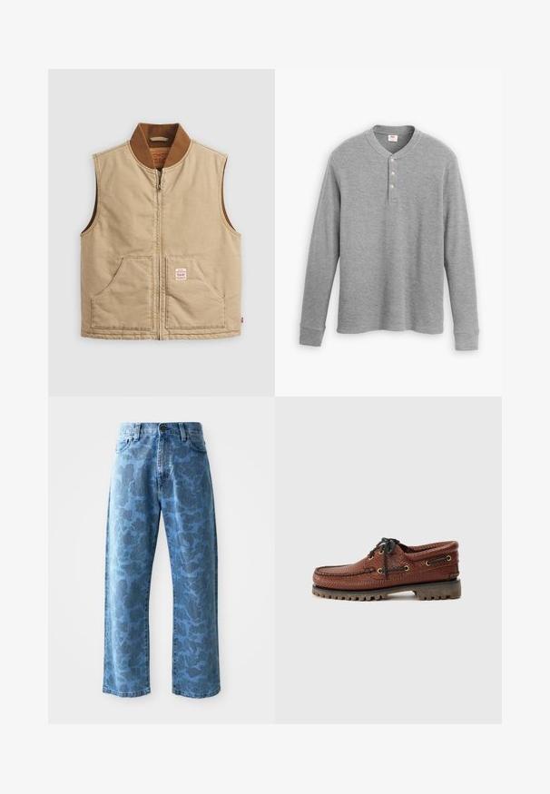 Beige ærmeløs lynlåsvest med brun ribbet krave og to frontlommer, der har et lille mærke på den højre lomme.; Grå langærmet henley skjorte lavet af ribbet stof, med en tre-knaps plastron og en rund halsudskæring med en let tætsiddende pasform.; Lyseblå denimjeans med et subtilt tonalt blomstermønster, bred benklipp, fem-lomme design og knaplukning i taljen.; Brune læder bådsko med struktureret overdel, sorte snørebånd og gyldne øjer. Har en holdbar, rillede gummisål.