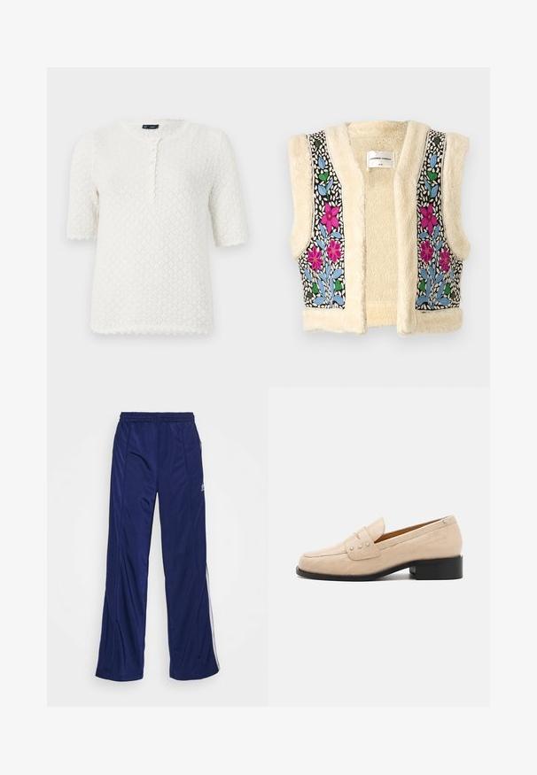 Fleece-Weste in Creme mit floraler Stickerei in Pink, Blau und Grün auf schwarzem Stoff. Mit offenem Vorderteil und strukturierter Oberfläche.; GAP POINTELLE - T-Shirt basic - ivory frost; Marineblaue Sporthose mit elastischem Bund, geraden Beinen und seitlichen Reißverschlüssen. Mit weißen Paspeln an den Seiten. Glatte Stoffstruktur.; Beige Leder Slipper mit Krokodilstruktur, eckiger Zehenpartie und drei metallischen Sternakzenten an der Oberseite. Schwarzer Blockabsatz.