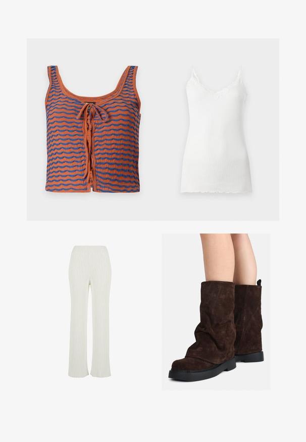 Oranžová bavlnená tielko s modrými vlnitými pruhmi, s vykrojeným výstrihom a detailom na viazanie vpredu. Hladká textúra, skrátený dizajn.; Biela rebrovaná tielko s čipkovým lemovaním pozdĺž výstrihu do V a s tenkými ramienkami. Tkanina pôsobí jemne a ľahko.; Krémpové rebrované úpletové nohavice s rozšíreným strihom. Majú široký elastický pás a vertikálne pruhy pre zvýšenú textúru.; Hnedé semišové čižmy do polovice lýtok s čiernymi gumovými podrážkami nosené na holých nohách, s miernymi vráskami na šaftoch čižiem.