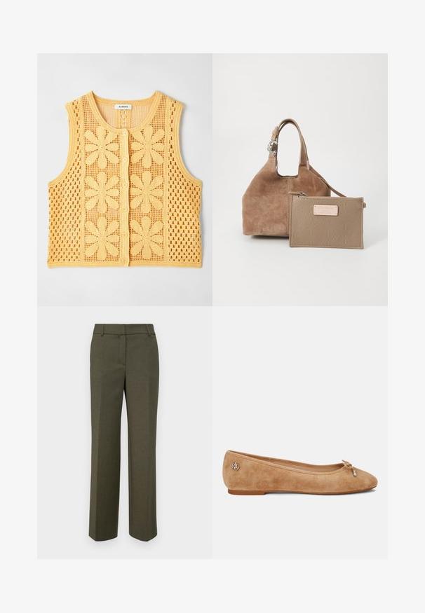 sandro Veste - jaune; sandro HAUT - Tops - ecru; Olīvu zaļi pielāgoti bikses, kas izgatavotas no teksturēta auduma. Tām ir taisna kāju dizains ar plakanu priekšpusi un bez redzamām rotājumiem.; Bežs zamša baleta kurpes ar nedaudz norādītu purngalu, priekša ar loku akcentu un nelielu metāla logotipu uz papēža. Plakans zole.; Kasta brūna ādas soma ar noapaļotu formu un īsu rokturi. Iezīmēts ar noņemamu gaiši brūnu ādas maisiņu ar rāvējslēdzēju un logo akcentu.