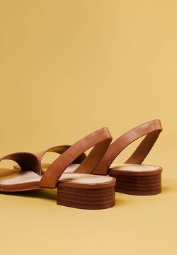 10 sandalias y zapatos de vestir rebajados (y en tendencia) de Zara  ordenados de MÁS a MENOS cómodos según su tipo de tacón