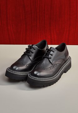 Ofertas en Zapatos de marca online de mujer | Catálogo de marca en Zalando