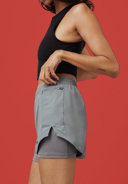 Ofertas en Pantalones deportivos de mujer | Selección online en Zalando