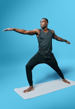 Ofertas en Ropa y zapatillas online de hombre para hacer deporte | Zalando