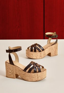 Ofertas en Sandalias de marca de mujer | Comprar colección en Zalando