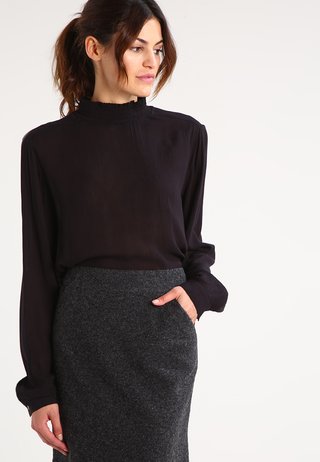 TRINE BLOUSE - Bluse - black deep