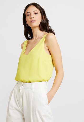 V NECK CAMI - Blusa - yellow