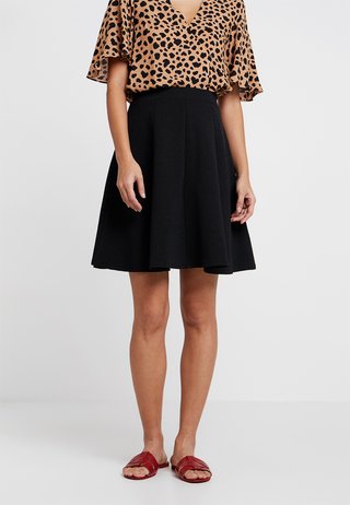 A-line skirt - black
