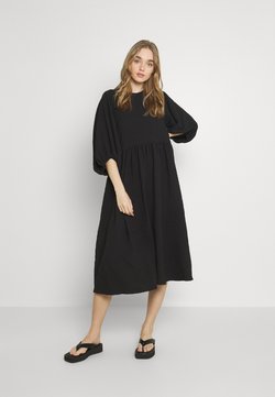 robe dos nu zalando