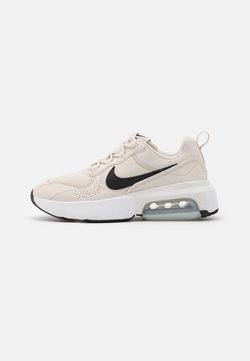 Nike Sportswear - AIR MAX VERONA - Sneaker low - light orewood burn/black/pure platinum/white