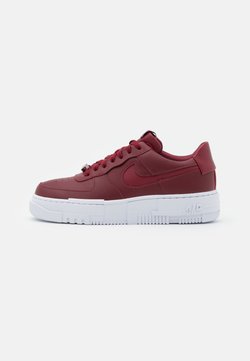 Nike Sportswear - AIR FORCE 1 PIXEL - Sneaker low - team red/white