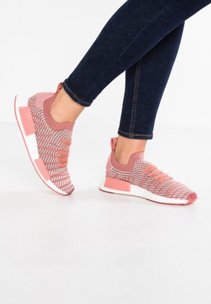 Rosa adidas NMD på nett hos Zalando.no adidas NMD på nett hos Zalando.no