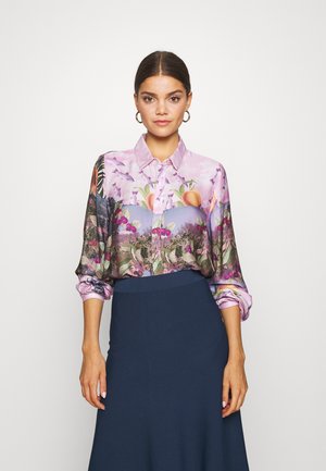Skjorter til dame, herre og barn Nümph på nett hos Zalando.no Lilla Skjorter til dame, herre og barn på nett hos Zalando.no