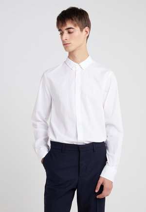Hvite Filippa K Black Friday spesialtilbud – Zalando.no Filippa K M. Lycra Polo T-Shirt - Poloskjorter WHITE - Herreklær Spesialtilbud