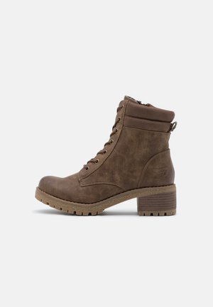 Beige Sko med blokkhæl Refresh på nett hos Zalando.no Beige Sko | Dame | Nye sko på nett hos Zalando.no