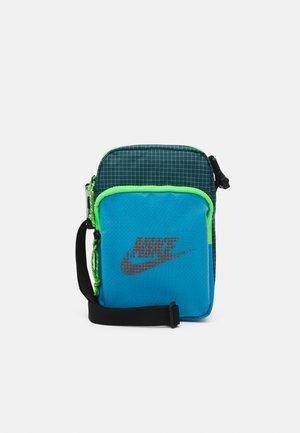 zalando nike thea