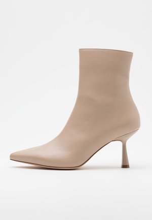 Nude sko NA KD på nett | Dame | Zalando.no NA KD Salg | Sko Dame | Nye tilbud på Zalando