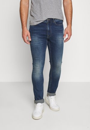 Burton Menswear London Jeans | Bukser og shorts på Zalando Burton Menswear London Jeansshorts - blue