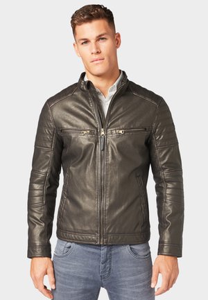 Perfectos en cuir Tom Tailor | Tous les articles chez Zalando Veste Tom Taylor Un perfecto en jean que toutes les